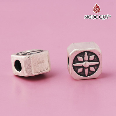 Charm bạc vuông họa tiết - Ngọc Quý Gemstones