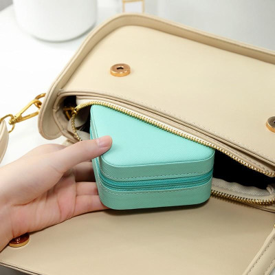 Hộp đựng trang sức mini 