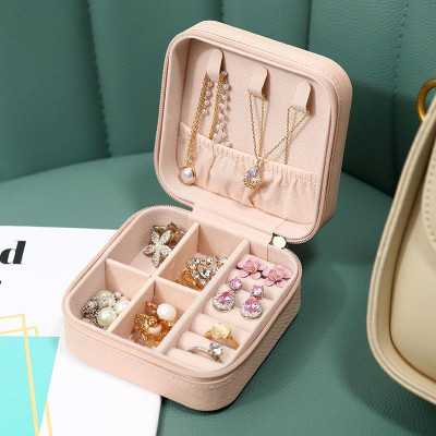 Hộp đựng trang sức mini 