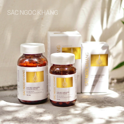Combo dưỡng da giảm nám: Nước tẩy trang 145ml + Sữa rửa mặt 100g + Nước hoa hồng 145ml + Kem chống nắng 50g + Kem dưỡng da ban đêm 10g + Vi tảo lục 60 viên (Sắc Ngọc Khang)