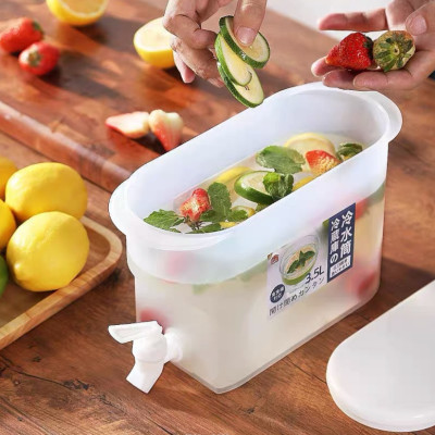 Bình Đựng Nước Để Tủ Lạnh 3,5L Hàn Quốc Có Vòi Tiện Lợi