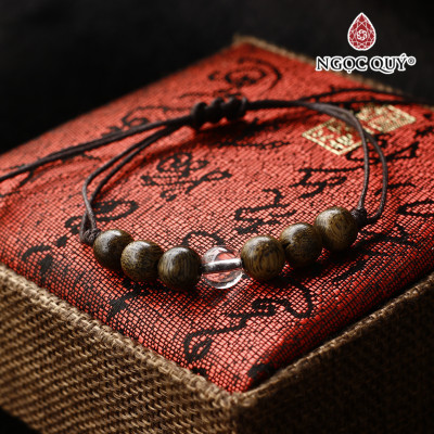 Vòng trầm tốc thắt dây phối đá mã não trắng - Ngọc Quý Gemstones