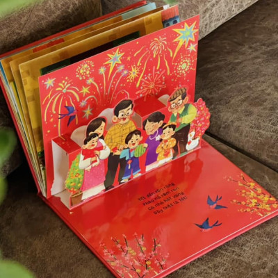Sách - Thế mới là Tết (Sách pop-up) (Bìa cứng) - Nhã Nam Official