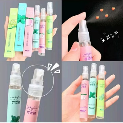 1 CHAI XỊT THƠM MIỆNG KHỬ MÙI DIỆT KHUẨN CHO HƠI THỞ THƠM MÁT HÀNG CHUẨN