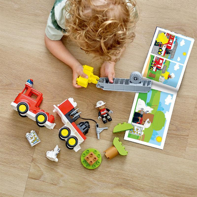 Đồ Chơi LEGO DUPLO Xe Cứu Hỏa 10969 (21 chi tiết)