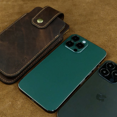 Bao Da IONECASE 2 Điện Thoại Dùng Đeo Lưng và Cầm Tay Da Bò Thật - Hàng chính hãng