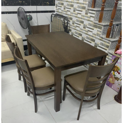 Bàn ăn cơm gia đình 4 ghế gỗ giá rẻ tại xưởng