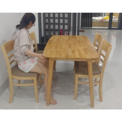 Bàn ăn cơm gia đình 4 ghế gỗ giá rẻ tại xưởng