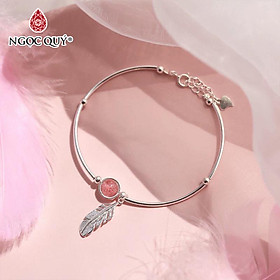 Lắc tay bạc đá thạch anh dâu phối charm lông vũ mệnh hỏa, thổ - Ngọc Quý Gemstones