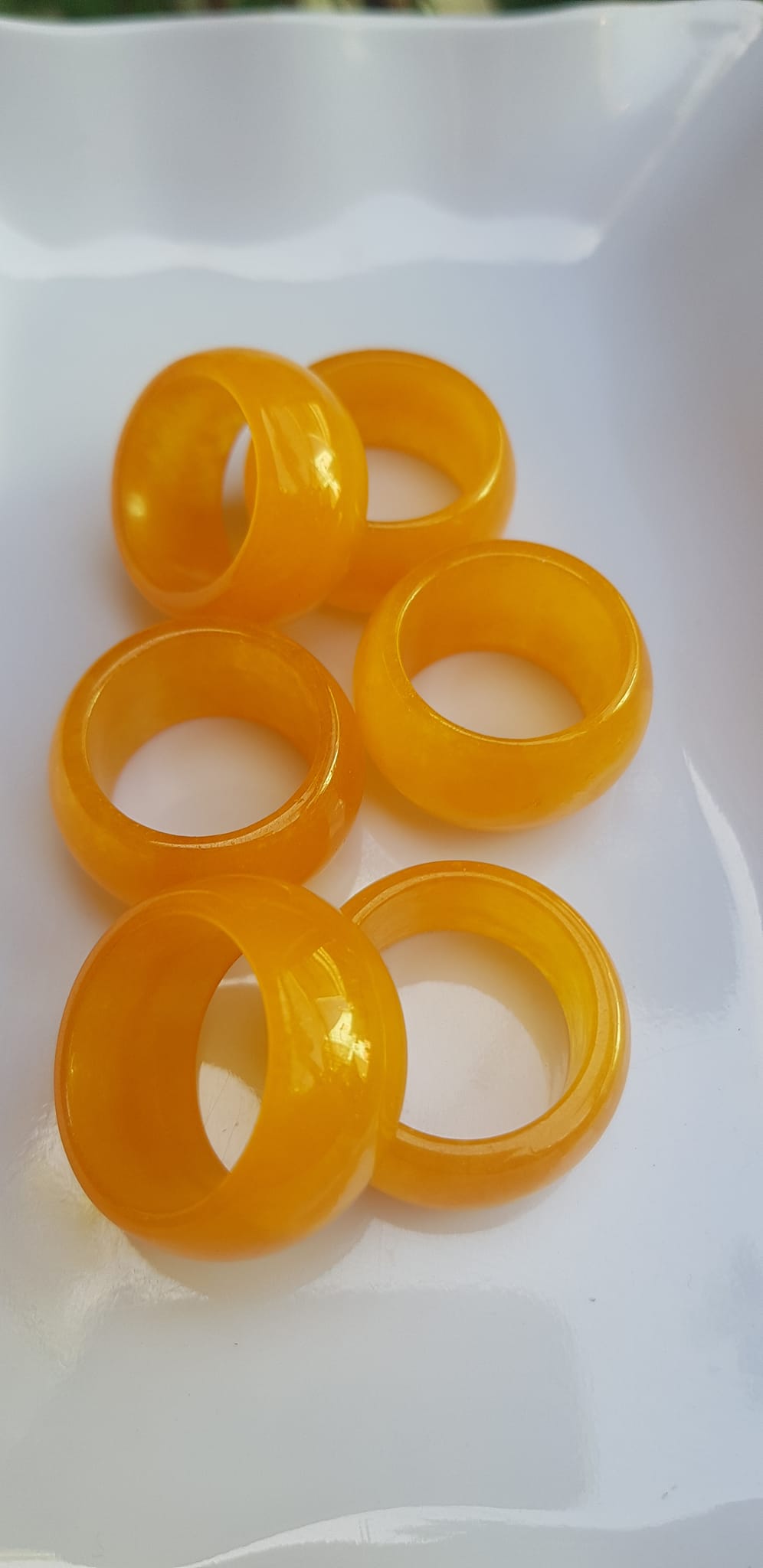Nhẫn Nam bản hẹ ni 18mm x cao 12mm x dầy 3mm Chất liệu đá mã não vàng anh bóng đẹp Nhẫn lọt lòng 18mm hợp nam mệnh thổ, mệnh Kim, mệnh Thủy đeo đẹp ạ