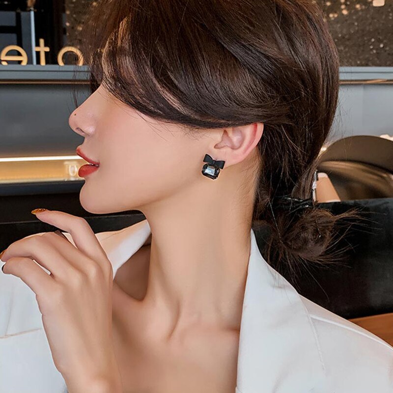 Bông tai nơ pha lê đơn giản sang trọng phụ kiện xinh