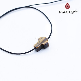 Mặt dây chuyền thánh giá xỏ ngang đá thạch anh mắt hổ mệnh thổ, kim - Ngọc Quý Gemstones