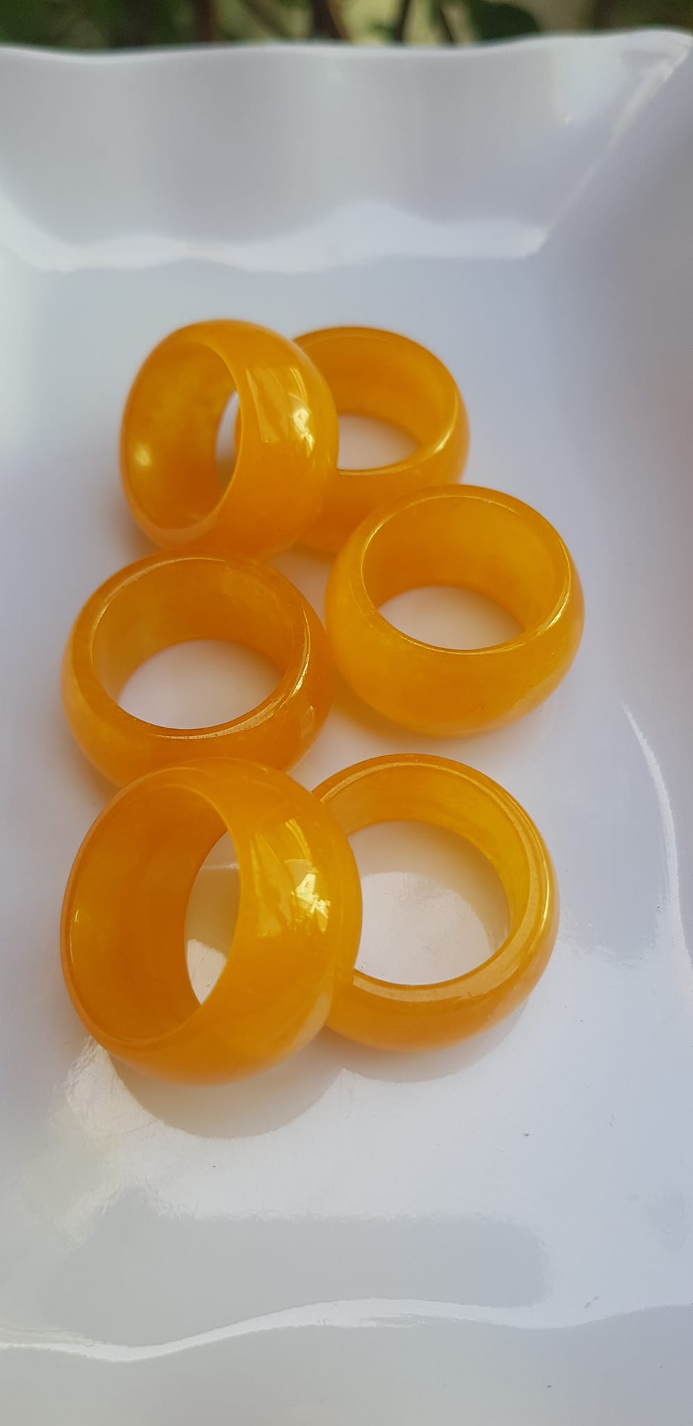 Nhẫn Nam bản hẹ ni 18mm x cao 12mm x dầy 3mm Chất liệu đá mã não vàng anh bóng đẹp Nhẫn lọt lòng 18mm hợp nam mệnh thổ, mệnh Kim, mệnh Thủy đeo đẹp ạ