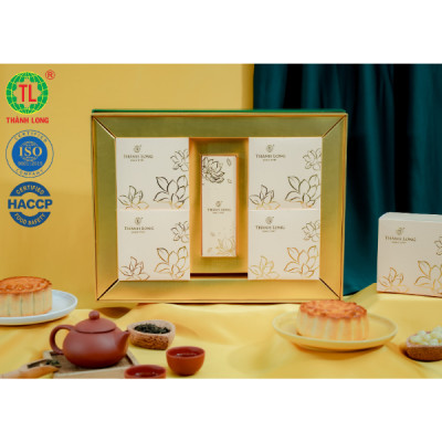 Bộ Hộp Bánh Trung Thu Vinh Quang - 4 bánh 2 trứng (270g) Thành Long - Tặng 1 hộp trà - Việt Nam