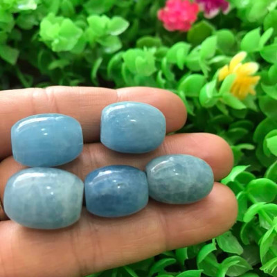 Mặt Dây Chuyền Viên LU AQUA XANH ĐẸP LẮM Size Hạt 13mm x dài 16mm  Vòng màu xanh Aqua Bóng đẹp Chất liệu : 100% đá thiên nhiên loại vip ạ Rất hợp nữ mệnh thủy mộc hỏa Nữ lên mặt Dây Chuyền và Phối Vòng Tay ạ