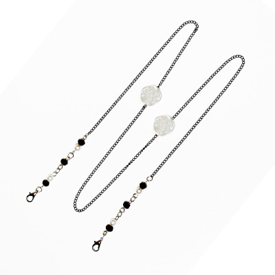 Dây đeo kính phụ kiện kính dây đeo khẩu trang charm hoa hồng mix hạt ngọc trai dây đen phụ kiện hot trend