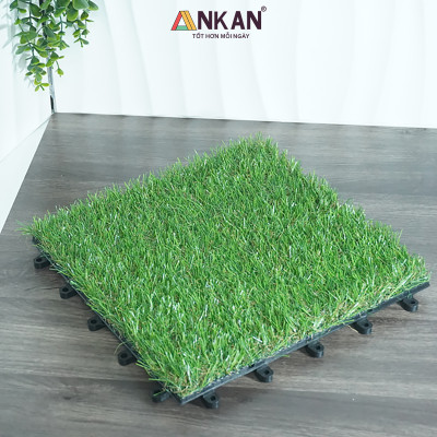 Vỉ Cỏ Nhân Tạo Thương Hiệu ANKAN, Kết Hợp Với Vỉ Gỗ Lót Sàn Để Lót Ban Công, Sân Vườn, Phòng Tập Gym, Khu Resort, Cỏ Nhân Tạo Loại Tốt, An Toàn Cho Trẻ Nhỏ, Hàng Xuất Khẩu