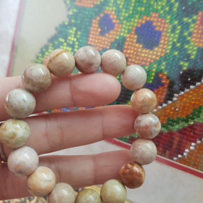 Vòng Nam san hô hóa thạch hiếm đẹp 12mm Size vòng 12ly Anh Chị đeo đẹp Màu vàng bông trắng đẹp lạ sang tay lắm luôn ạ