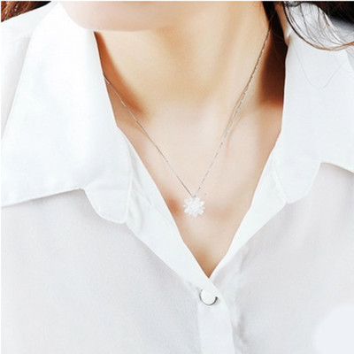 Dây chuyền nữ hoa đá bông tuyết phale đơn giản ấn tượng