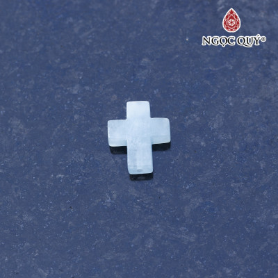 Mặt dây chuyền thánh giá xỏ ngang đá Aquamarine 2x1.7x0.7cm mệnh thủy, mộc - Ngọc Quý Gemstones