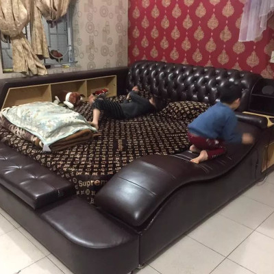 Giường ngủ massage Tundo thông minh tích hợp nhiều hộc chứa, thành loa, két sắt, tiện dụng