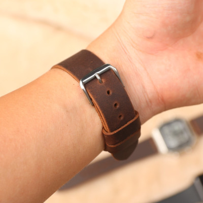 Dây đồng hồ da bò sáp nâu đỏ sậm kèm khóa handmade