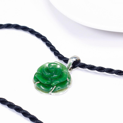 Mặt dây chuyền hoa mẫu đơn ngọc bích bọc bạc mệnh hỏa, mộc - Ngọc Quý Gemstones