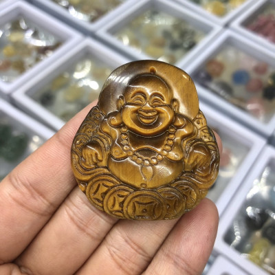Mặt dây chuyền phật Di Lặc ngồi trên xâu tiền phong thủy đá mắt hổ