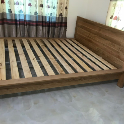 Giường ngủ gỗ sồi Juno Sofa 1m8 + 2 hộc kéo hiện đại