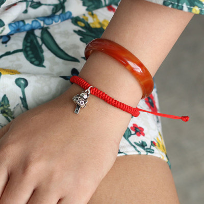 Vòng Kết Dây Đỏ Charm Mèo Thần Tài Bạc Ngọc Quý Gemstones GA2