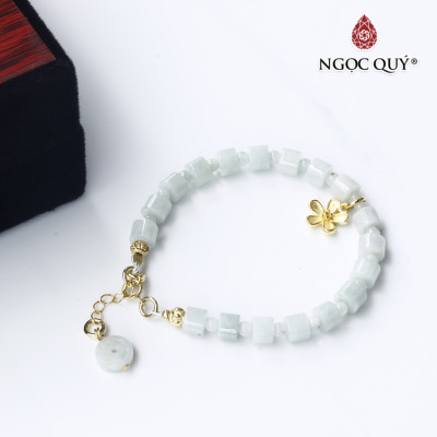Vòng đá cẩm thạch phỉ thúy phối charm bạc mạ vàng mệnh hỏa, mộc - Ngọc Quý Gemstones
