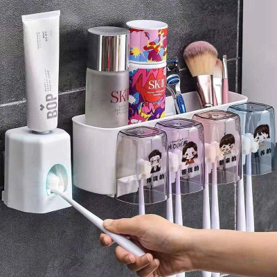 Bộ Nhả Kem Đánh Răng Tự Động Cao Cấp Kèm 4 Cốc – Kệ Để Bàn Chải Gắn Tường