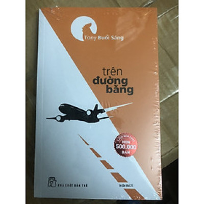  Trên đường băng