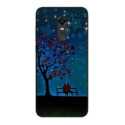 Ốp Lưng in cho Xiaomi Redmi 5 Plus Mẫu Cặp Đôi Ngồi Ghế Đá - Hàng Chính Hãng