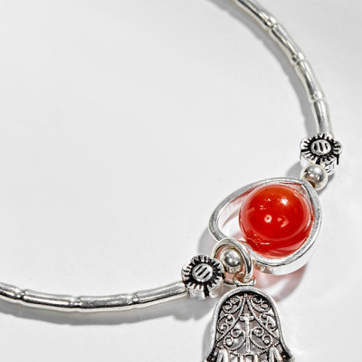 Vòng Tay Bạc 1 Hạt Đá Mã Não Đỏ Phối Charm Bàn Tay Hamsa Bạc Ngọc Quý Gemstones