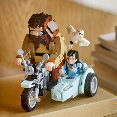LEGO HARRY POTTER 76443 Đồ Chơi Lắp Ráp Mô Tô Bay Cùng Bác Hagrid và Harry (617 chi tiết)