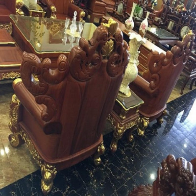 Bàn ghế Hoàng Gia Đại Gỗ Hương Đá Dát Vàng