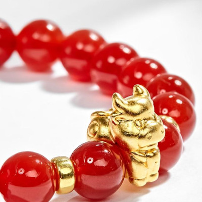 Vòng Tay Đá Mã Não Đỏ Charm Tuổi Sửu Bạc Mạ Vàng 24K Ngọc Quý Gemstones