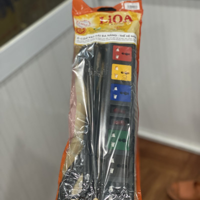 Ổ CẮM KÉO DÀI LIOA 3 CHẤU 6 LỖ ĐA NĂNG DÂY DÀI 3M MODEL 6D32N