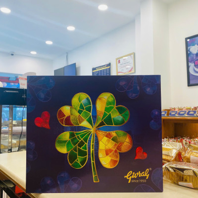 Hộp 4 Bánh Trung Thu Givral Sum Vầy 10 (200gr)