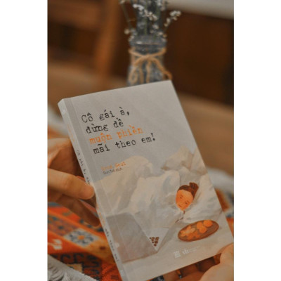 Sách - Cô Gái À Đừng Để Muộn Phiền Mãi Theo Em - AZ Việt Nam