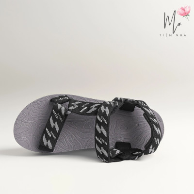 Sandal Biti