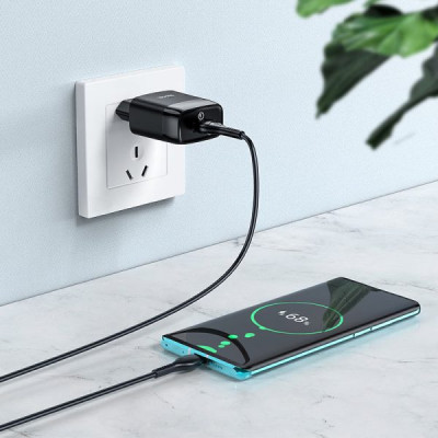 Bộ sạc nhanh 18W Hoco C72Q chuôi dẹt chất liệu cao cấp kèm dây sạc Type-C dài 1M cho Android ( 2 màu ) - Hàng chính hãng