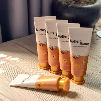 Kem tay Butter Honey Hands Cream nuôi dưỡng khắc phục làn da khô, thô ráp Hàn Quốc 60g