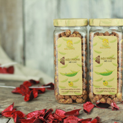 Combo Đậu Phộng Mè Cay Hải Long (250g) + Mứt Gừng Nướng Mật Ong Hải Long (120g)